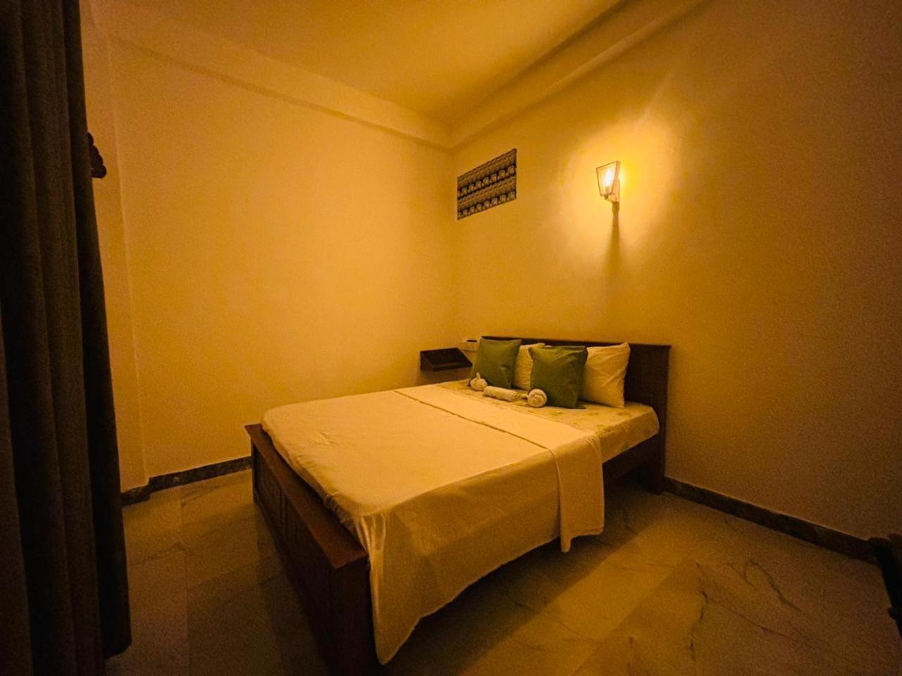 Jaya Villa - Near Airport Negombo Kültér fotó
