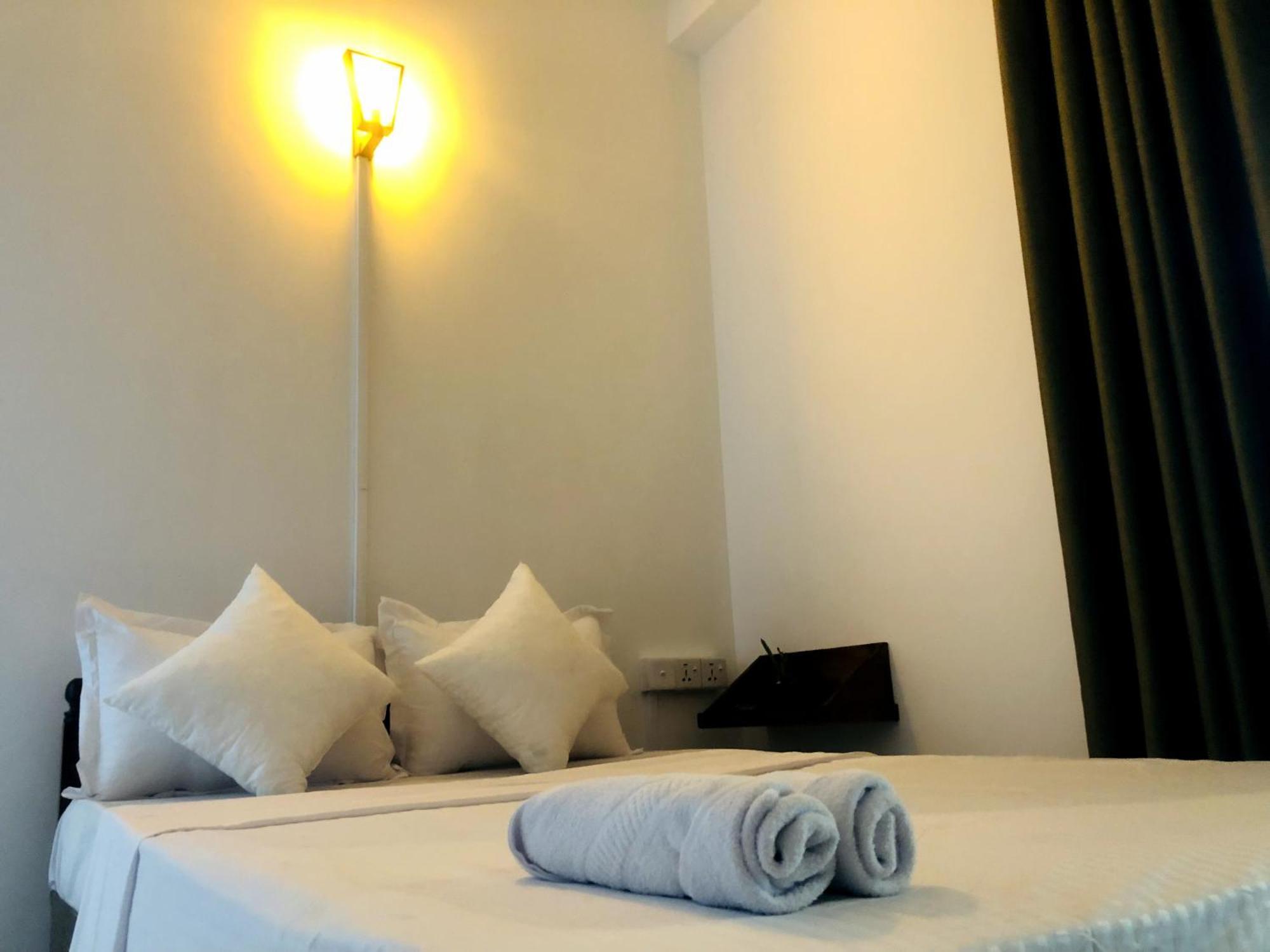 Jaya Villa - Near Airport Negombo Kültér fotó